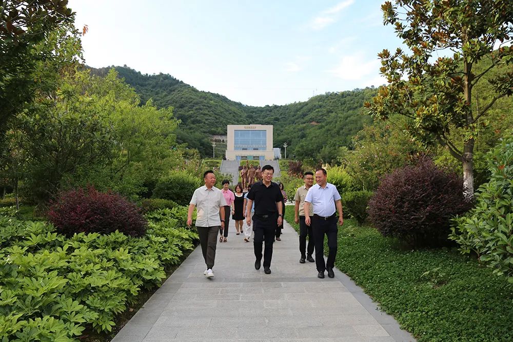 202308291693282656138421.jpg 02.jpg